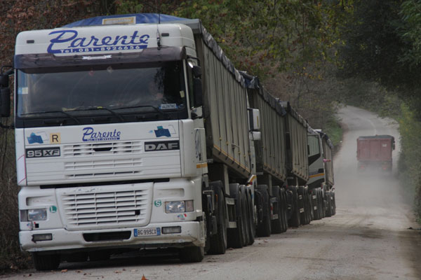 Lamezia, rifiuti Campania arrivati a discarica Pianopoli