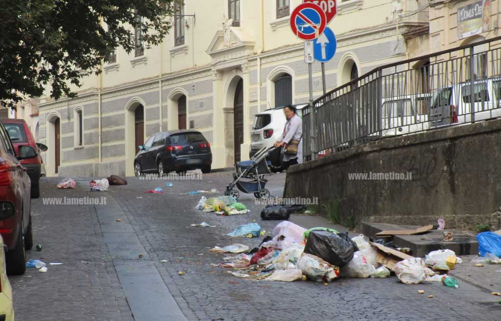 rigiuti-strada-via-torre-lissania-12-agosto.jpg