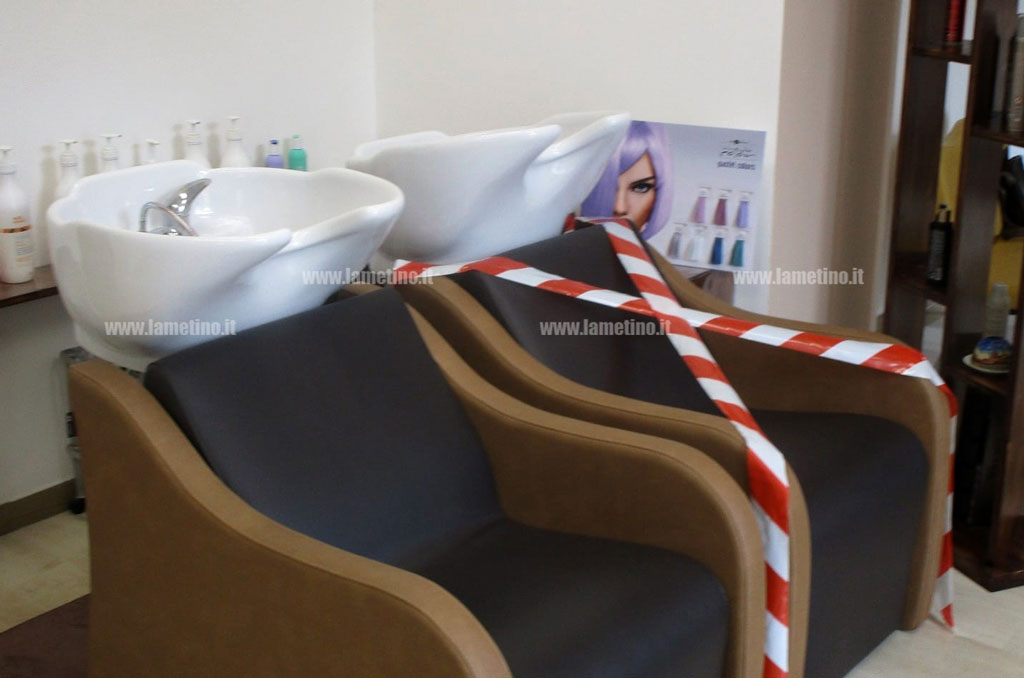 Lamezia, lavori in corso per la riapertura dei parrucchieri