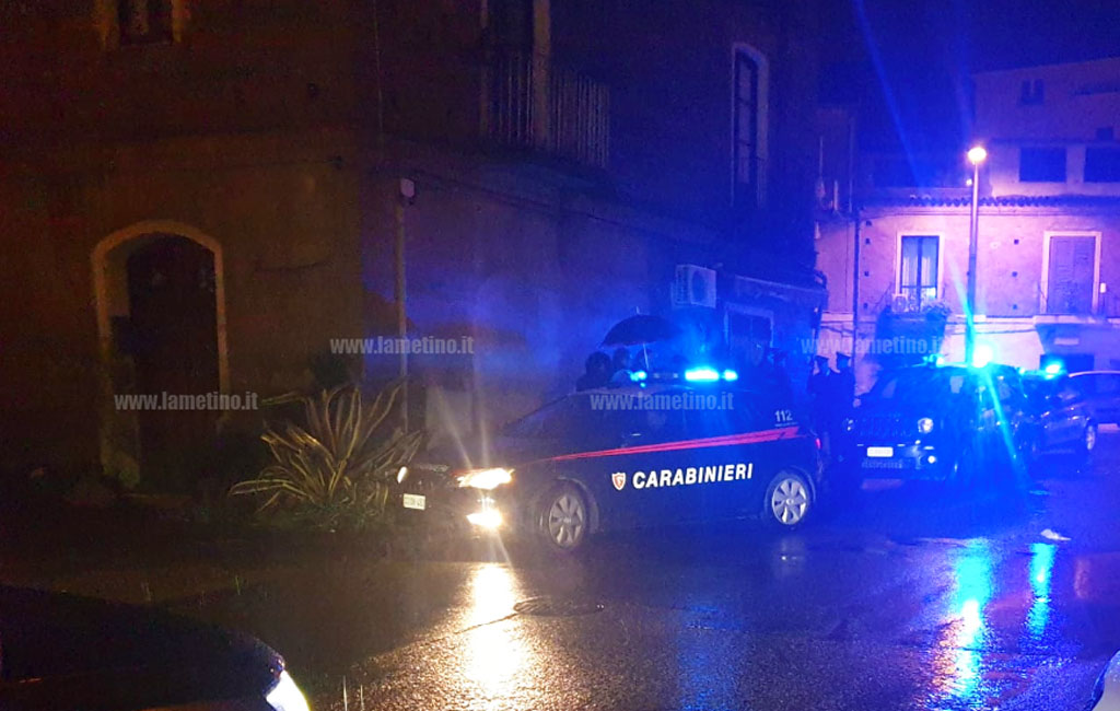 Lamezia, rissa in via fiume: un ferito