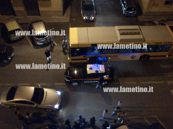 Lamezia: Rissa in via Federico Nicotera. Forze dell'ordine bloccano due persone