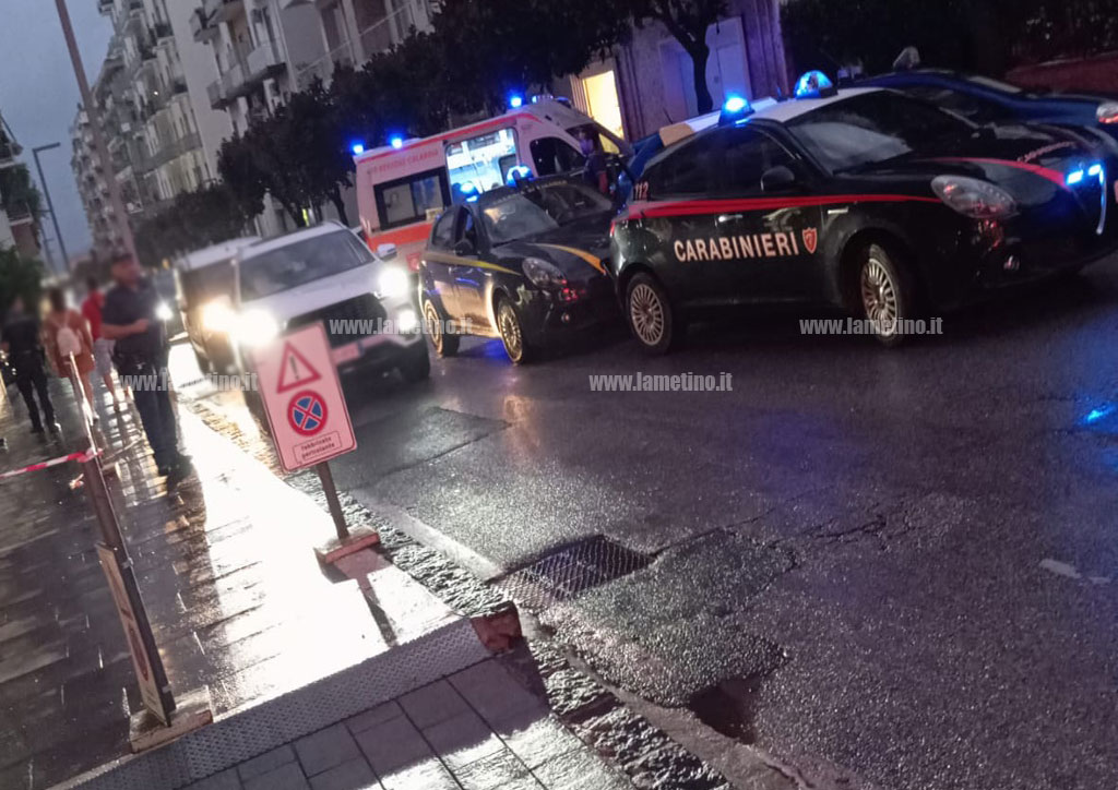 Lamezia, rissa in pieno centro: un ferito in via XX Settembre