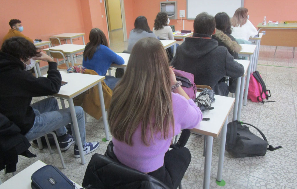 ritorno-a-scuola-1-2-2021-lamezia-2.jpg