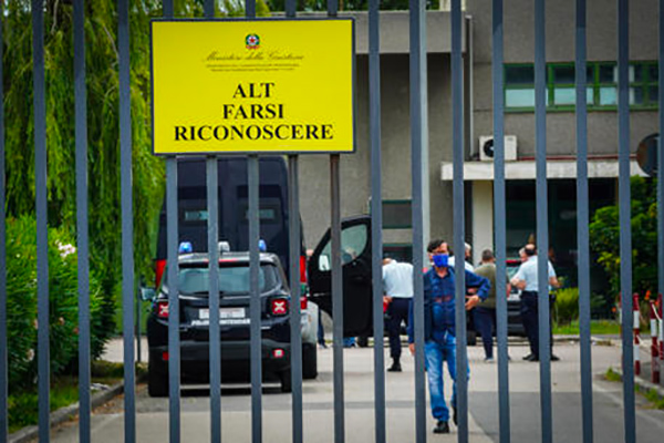Rivolta nel carcere di Melfi nel 2020, 29 arresti: misure cautelari anche in Calabria