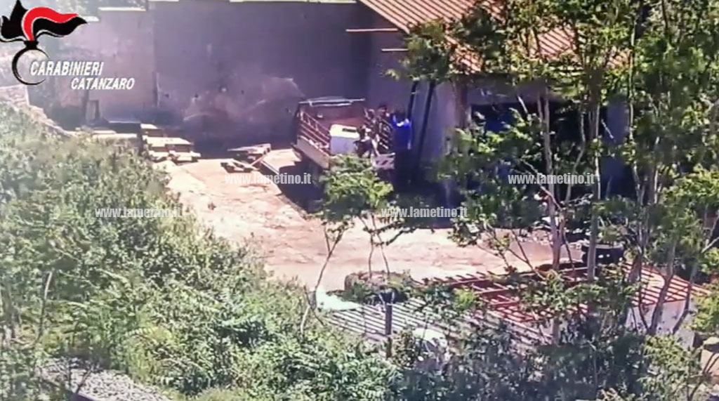 Lamezia: Scordovillo come un “fortino”, ecco come avveniva il traffico dei rifiuti