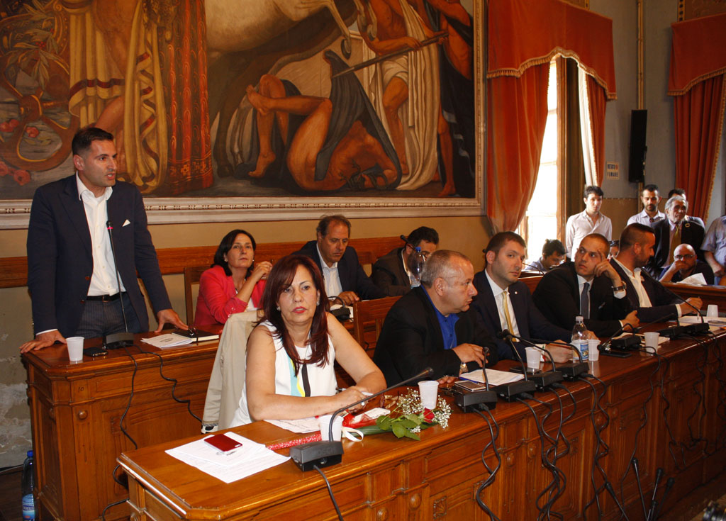 Piccioni (Lamezia insieme): pessimo esordio per maggioranza