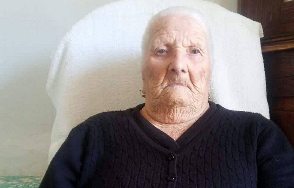 La signora Rosina di Falerna festeggia 104 anni