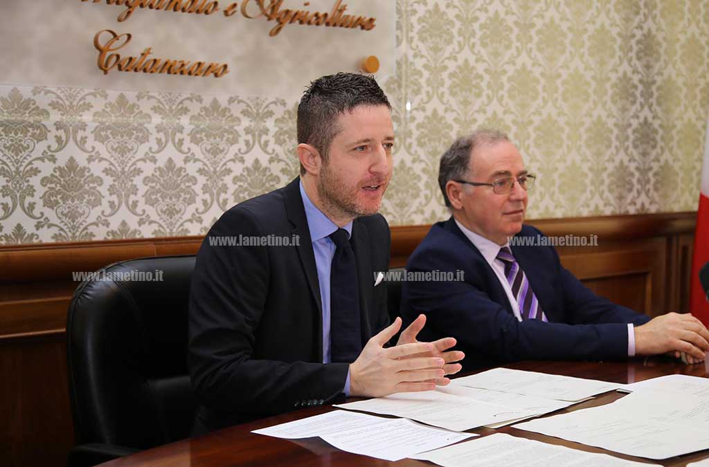 rossi-camera-commercio-40219.jpg