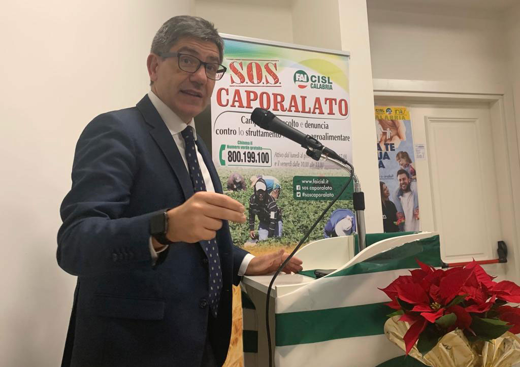 Lavoro, Rota (Fai Cisl): “Vergognoso taglio in Manovra su forestali”