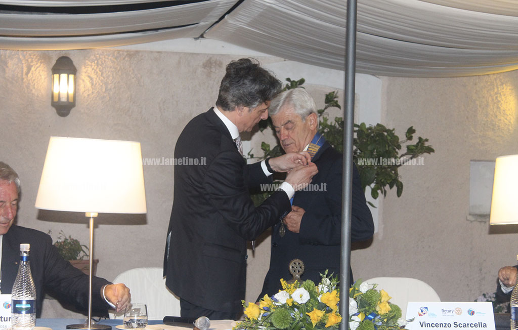 Lamezia: passaggio di consegne al Rotary club, Vincenzo Scarcella nuovo presidente