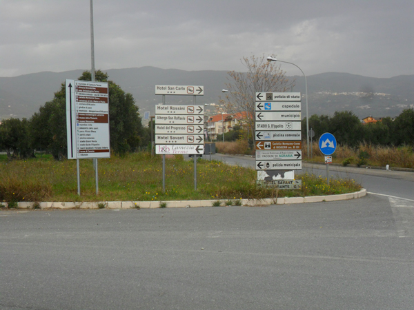 Lamezia: Quartiere Capizzaglie chiede verifica sicurezza rotatoria via dei Bizantini