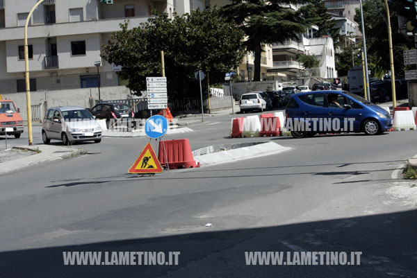 Lamezia: Già percorribile la costruenda rotatoria in punto nevralgico per circolazione in città