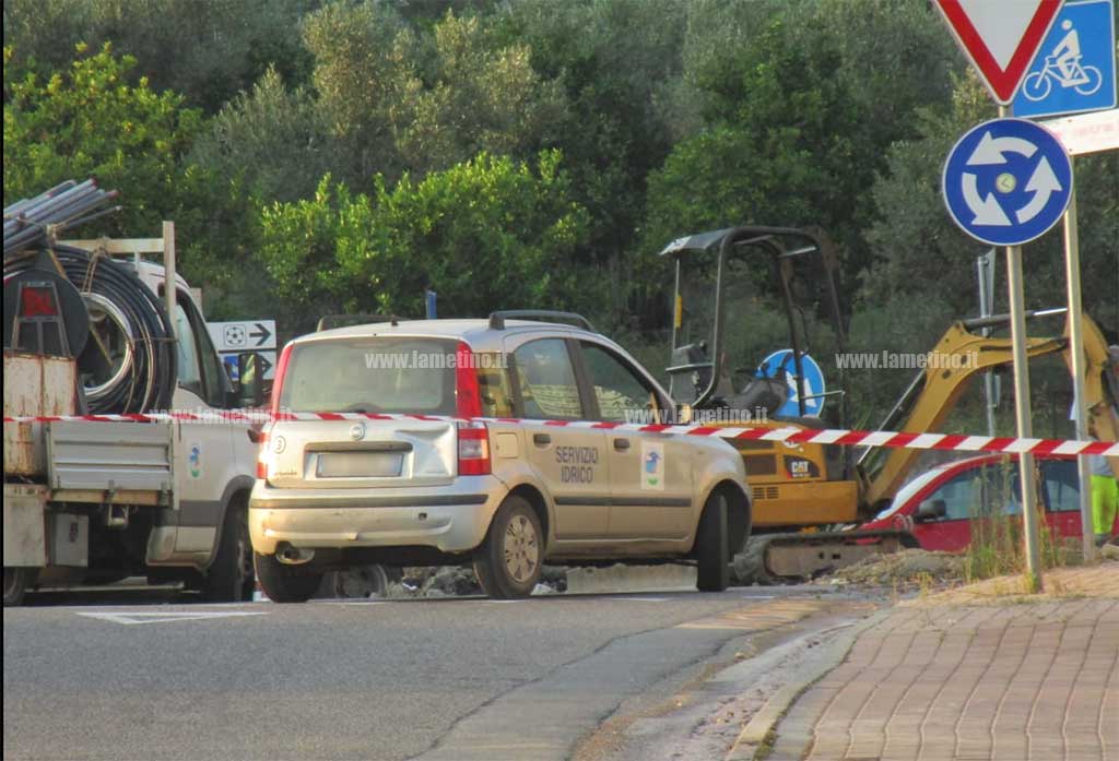 Lamezia, lavori su condotta idrica in via Marconi: disservizi in alcune zone della città 