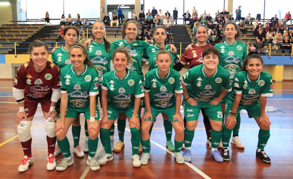 Calcio a 5 femminile, debutto amaro fra le mura amiche per la T&T Royal Lamezia
