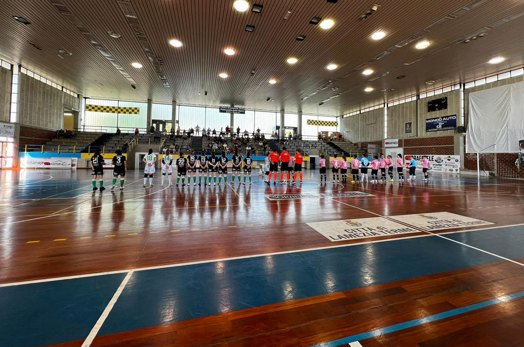 Sconfitta 4-2 la Royal Team Lamezia nel match contro la Lazio