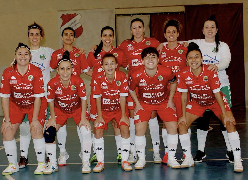 Royal Team Lamezia batte 4 a 1 la Futsal Wolves