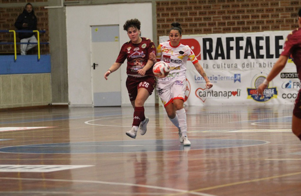 La Royal Lamezia lotta ma nulla può col Tiki Taka