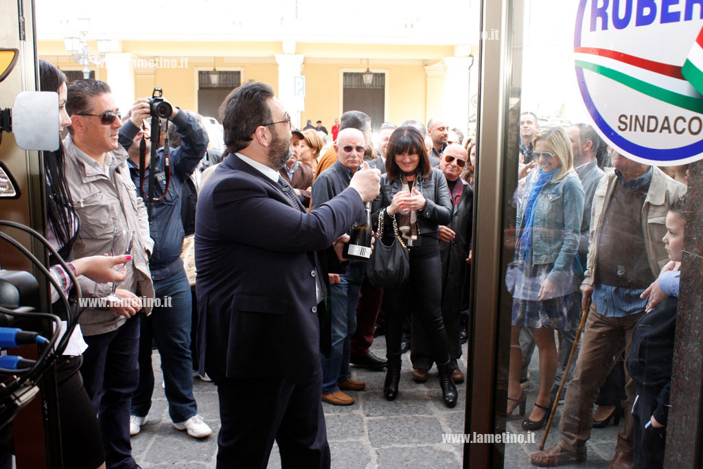 Lamezia, inaugurato punto d’incontro Ruberto su Corso Numistrano