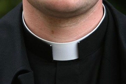 Giovane sacerdote minacciato a Cessaniti, avviate indagini dei Carabinieri