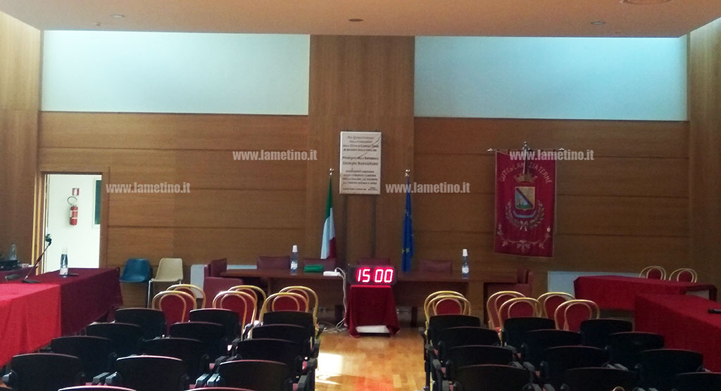 Lamezia, rappresentanti lavoratori Sacal al Comune: preoccupano situazione precari e casse integrazioni