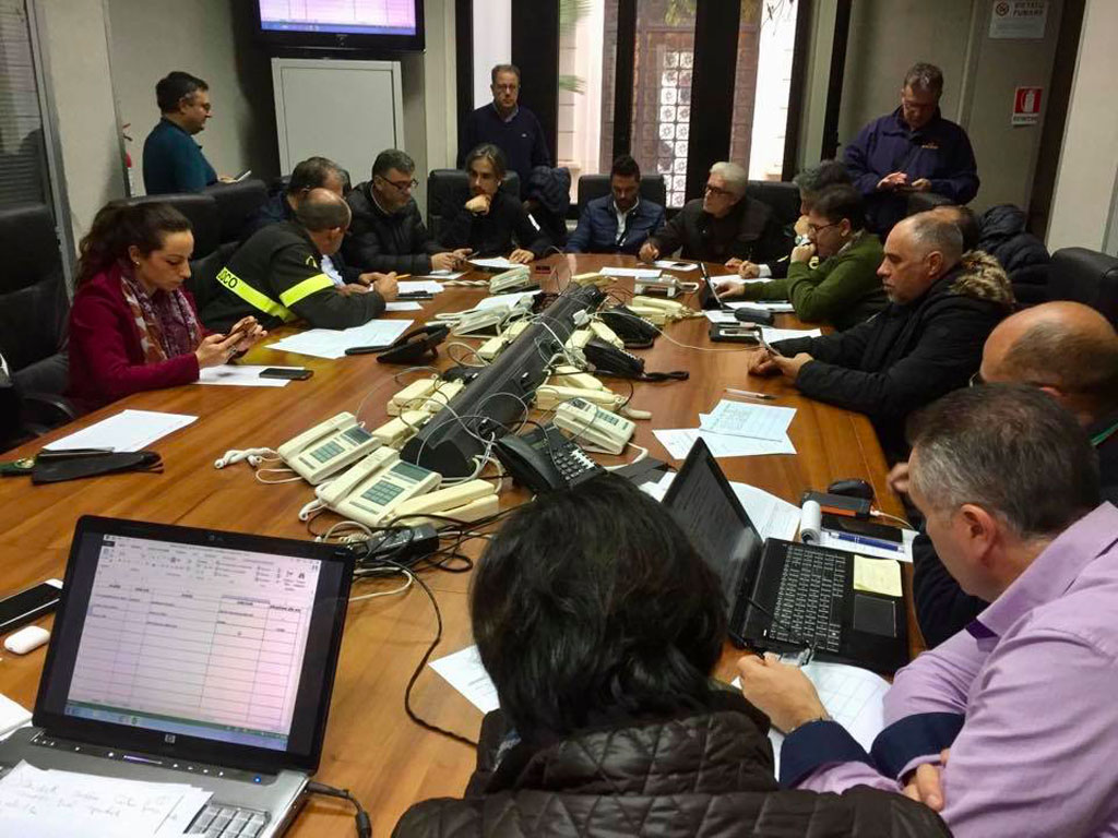 Maltempo a Reggio Calabria, il sindaco Falcomatà: “Città in ginocchio, in campo tutti i mezzi per risolvere problematiche”