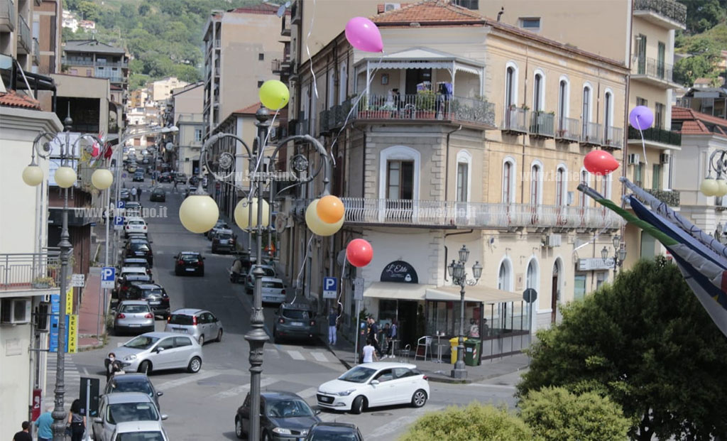 saluto-maggiore-perri-ultimo-giorno-scuola-962020-55.jpg