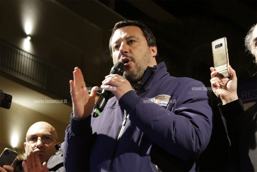 salvini-a-lamezia-16120206.jpg