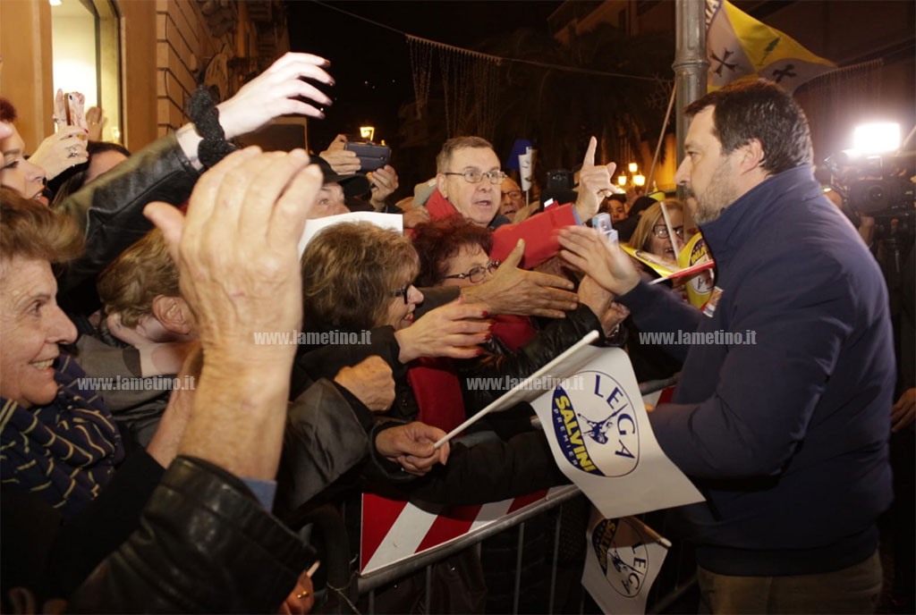 salvini-a-lamezia-16120209.jpg