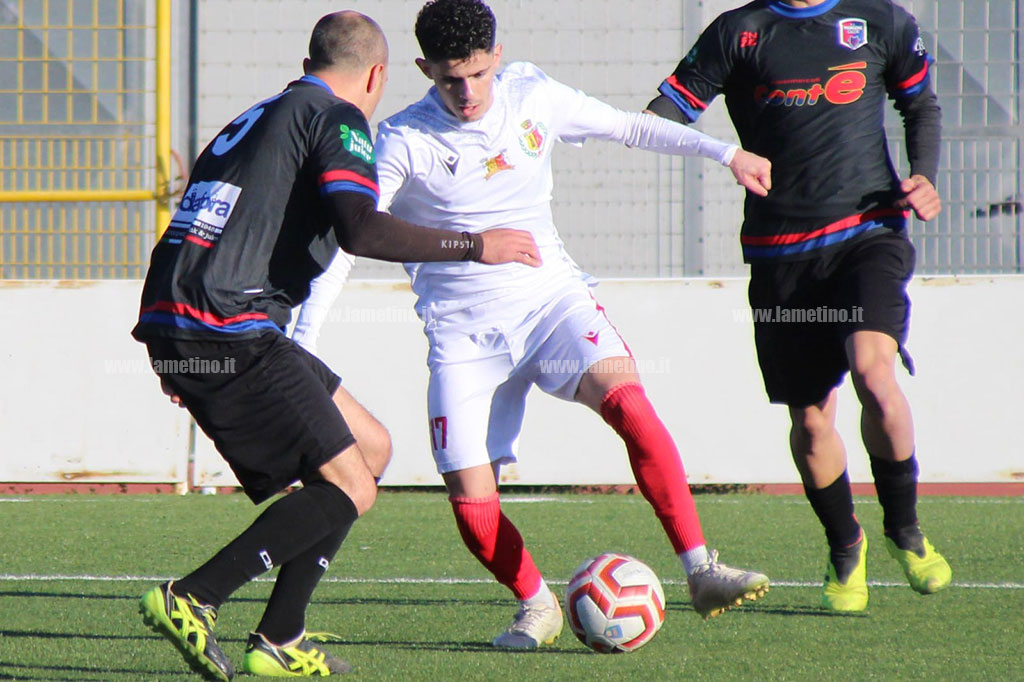 Il Sambiase crolla in casa con il Mangone e saluta la Coppa Calabria: 1-3 al "Renda"