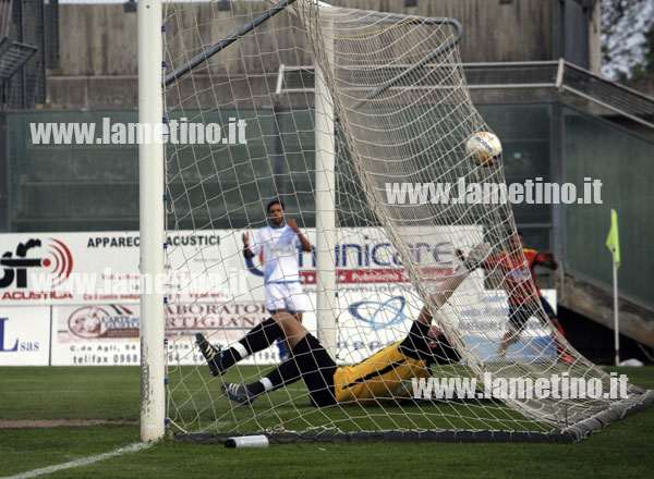 Calcio: Sambiase, un punto con l'Agropoli ed è playout