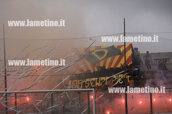 sambiase-agropoli-contestazione-tifosi.jpg