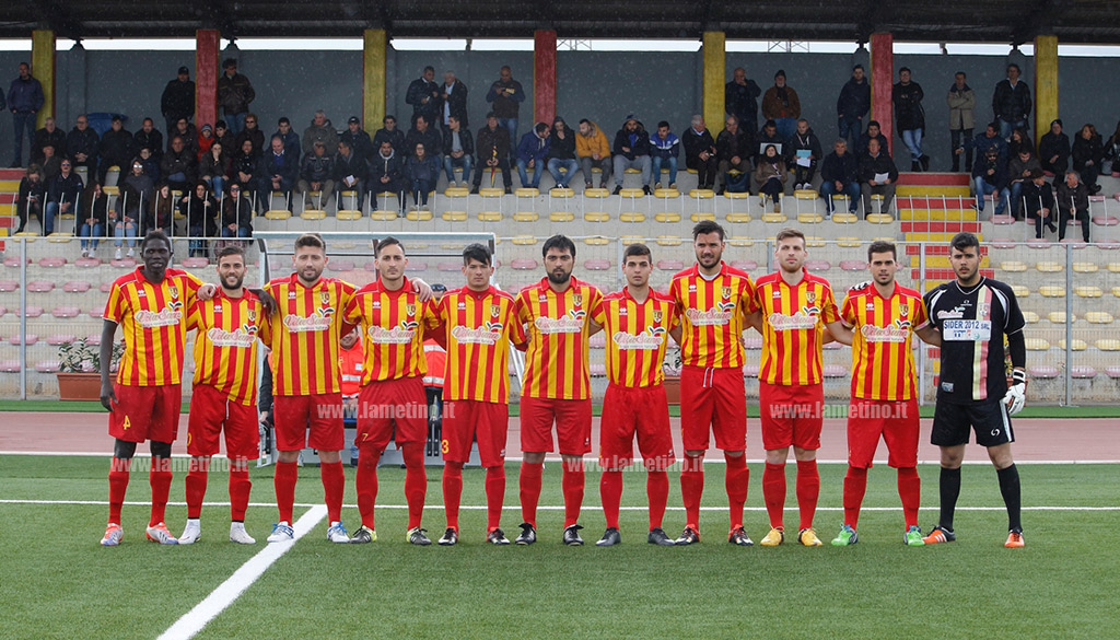 sambiase-formazione-aprile-2016-ultima.jpg