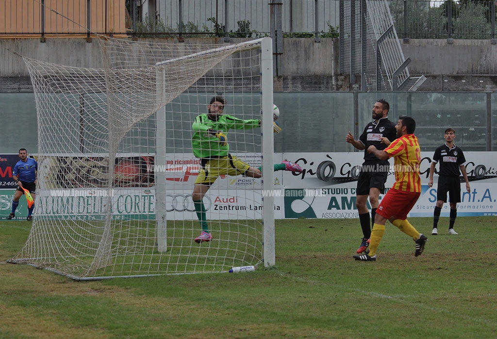 Calcio: Sambiase, 3-1 allo Scalea in Coppa 
