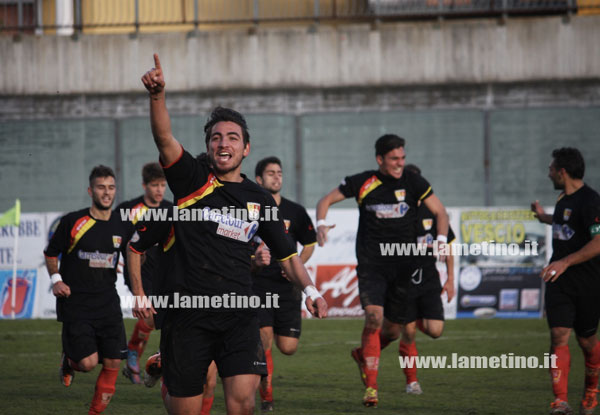 Calcio: Va al Sambiase il derby con la Vibonese