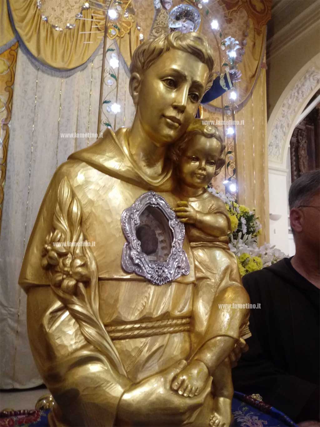 san-antonio-reliquie-lam.jpg