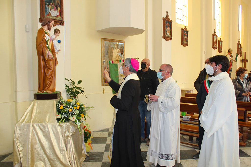 Inaugurazione di una statua in onore di San Giuseppe a Castiglione Marittimo