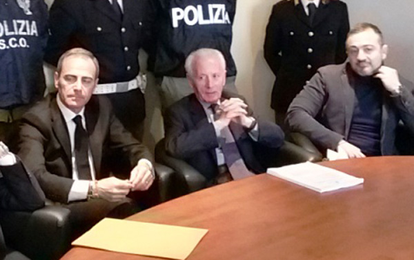 Pentito clan “Piscopisani"  accusa esponenti forze ordine, Dda indaga