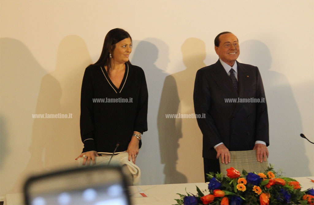 santelli-2020-berlusconi-lamezia1_e435d.jpg