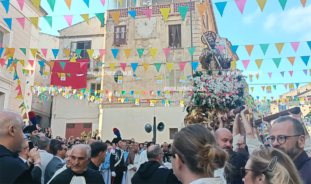 santo-F-2025-06-02-alle-19.31.08_78abd.jpg