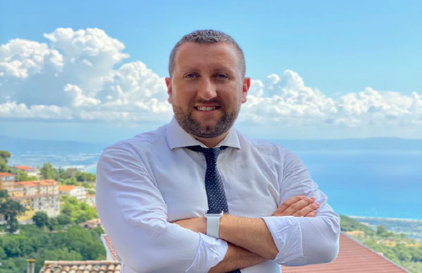 “Poste italiane installi sportello Atm bancomat a Gizzeria”, l’appello del consigliere comunale Saverio Maida
