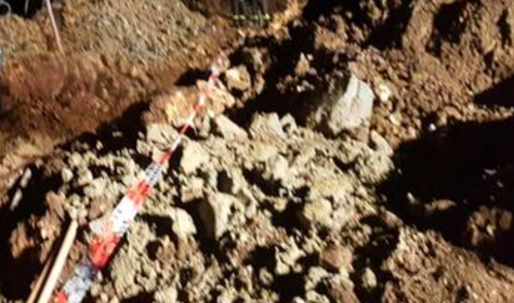 Protezione Civile: "Frana a Isola Capo Rizzuto per incauto sbancamento". Oggi Allerta arancione