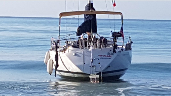 Gruppo di migranti sbarca a Cropani Marina, scafisti fuggiti