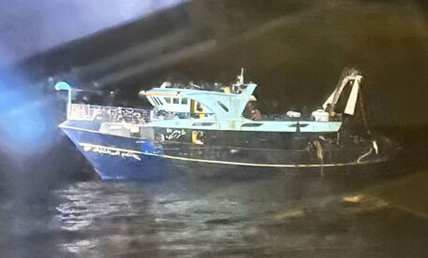 Doppio sbarco di migranti in porto a Crotone, arrivati in 174 
