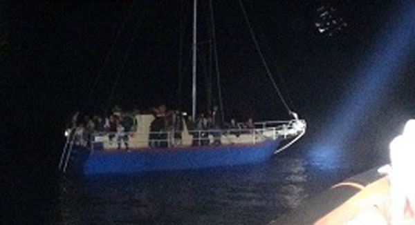 Sbarco del 22 giugno a Crotone, Polizia ferma due giovani