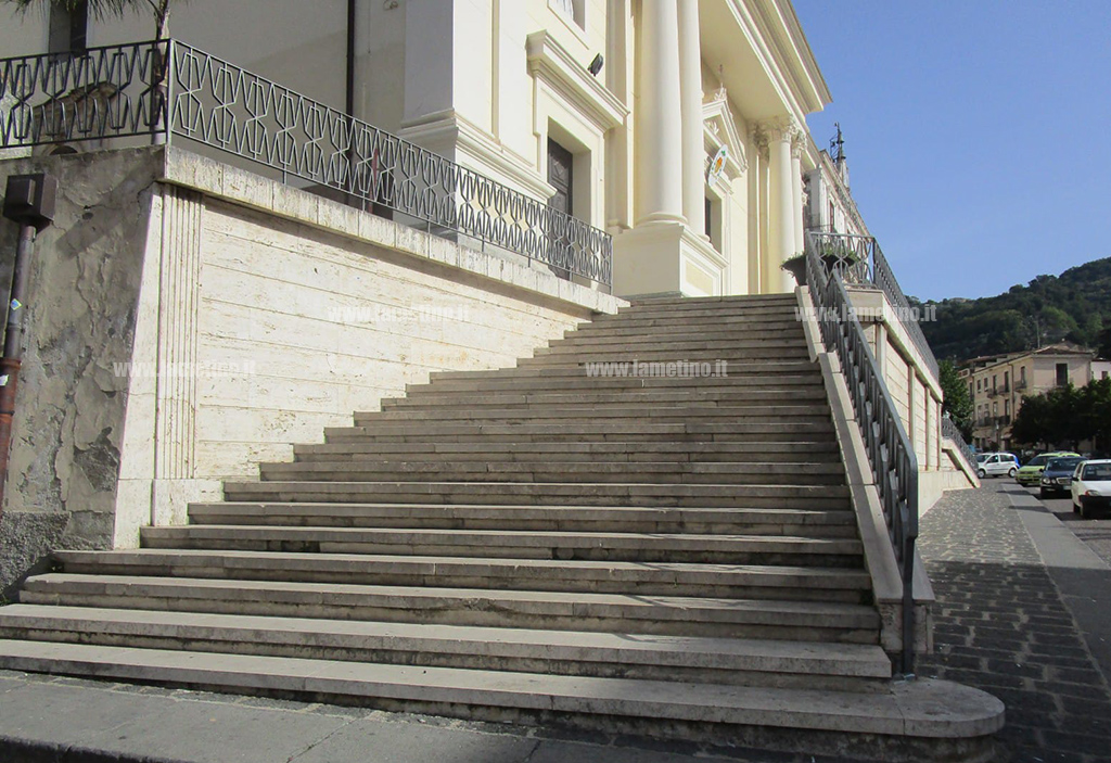 Lamezia, comunità Masci dopo lite fra due ragazze davanti Cattedrale: "Emergenza educativa coinvolge tutti"
