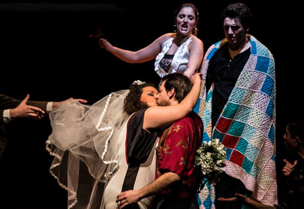 Lamezia: Hamlet Travestie di Punta Corsara a marzo al teatro Umberto
