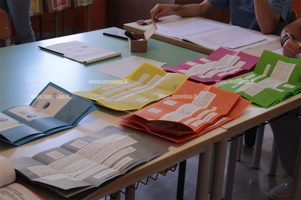 schede-referendum-2025-06-08-alle-10.40.55_05cd3.jpg