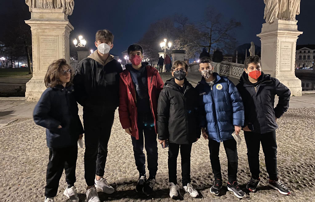 Gli atleti del Circolo Scherma Lametino alla 2° Prova Nazionale del Gran Premio Giovanissimi
