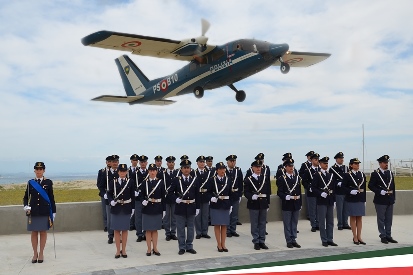 schieramento_con_aereo.jpg