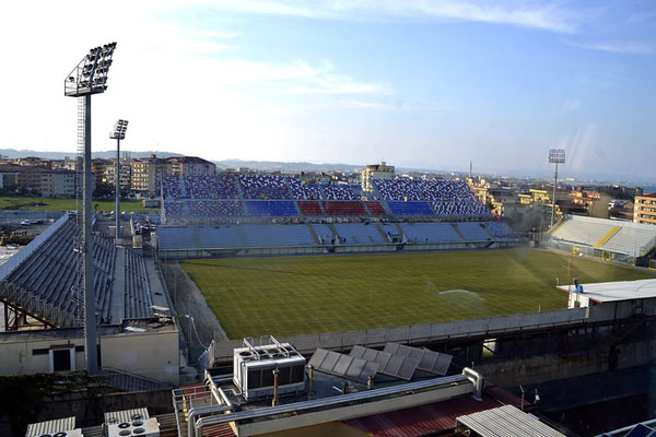 Commissione sospende agibilità stadio Crotone